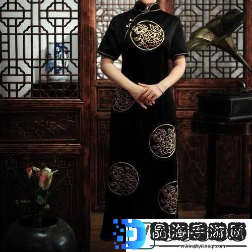 老师双开真丝旗袍施恩价格
