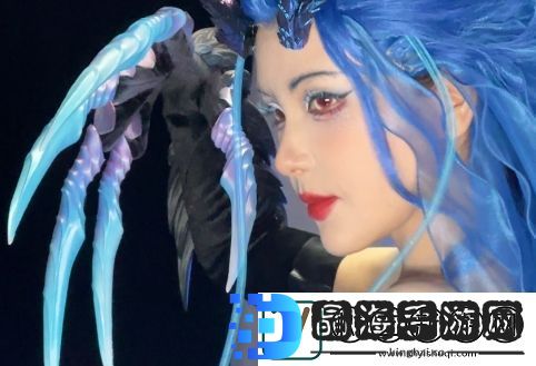 LPL女主持Rita扮演龙王敖闰妆造还原太吸睛想和她做个交易吗